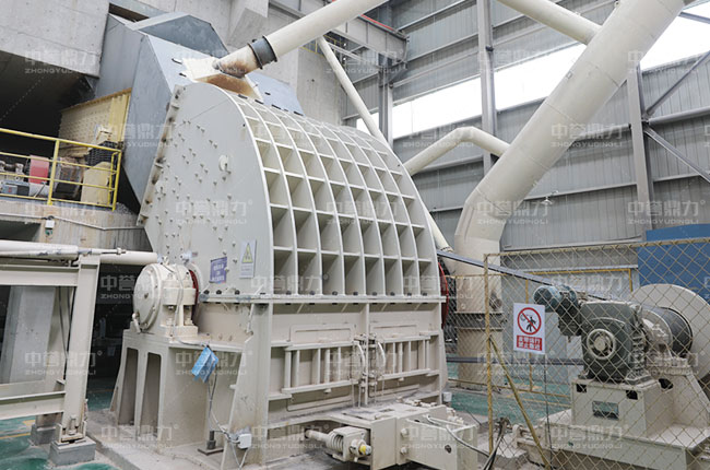 箱體錘式破碎機使用現場