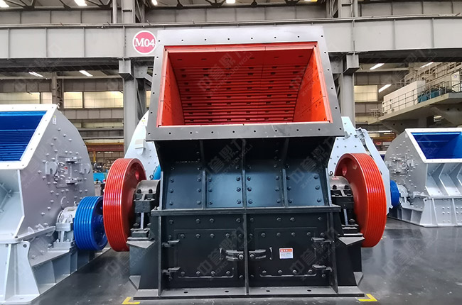 DLPCZ2224重錘破,2224榔頭機(jī),DLPCZ2224錘式碎石機(jī)