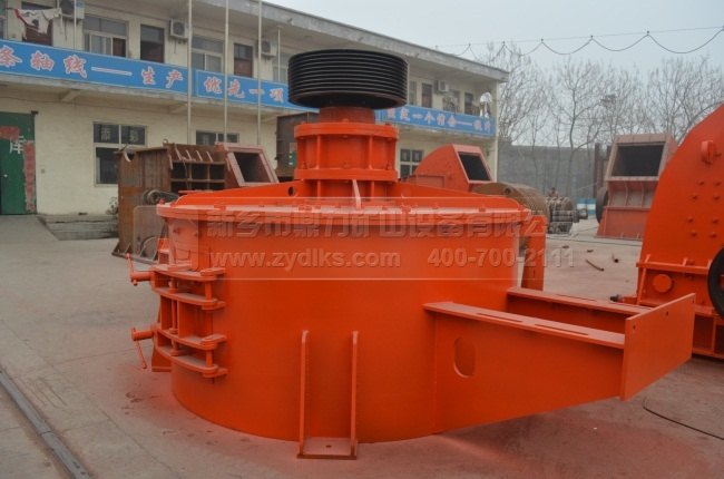 沖擊式破碎機生產現場