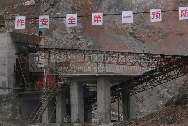 石料生產線中的振動篩