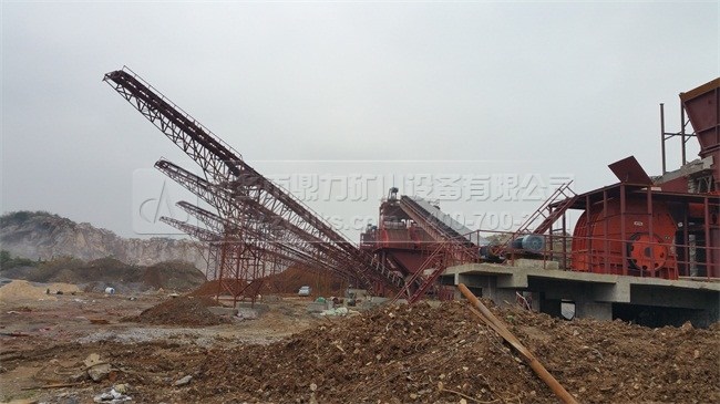 錘式碎石機在生產線中的應用