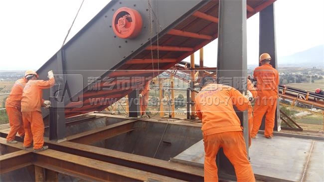 振動(dòng)篩使用現(xiàn)場(chǎng)