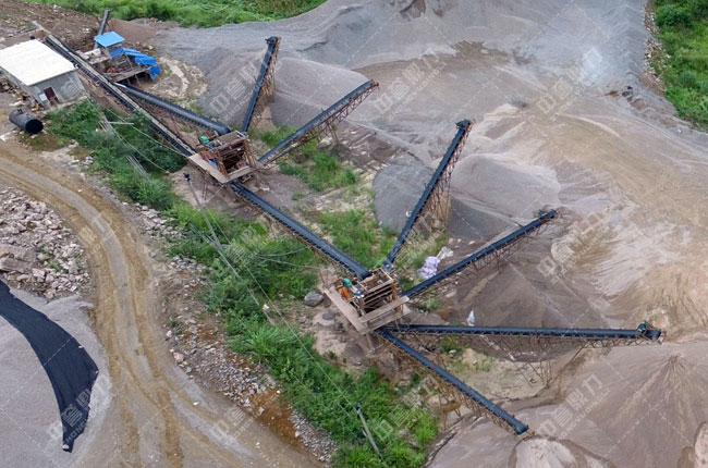 湖南張家界桑植縣何家坪采石場(chǎng)石料生產(chǎn)線