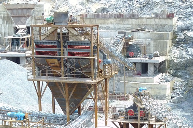 日產(chǎn)萬(wàn)噸砂石料破碎篩分生產(chǎn)線