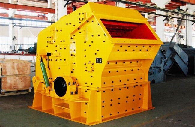 反擊式破碎機(jī)