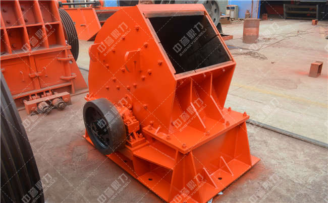 1400x1400箱式破碎機