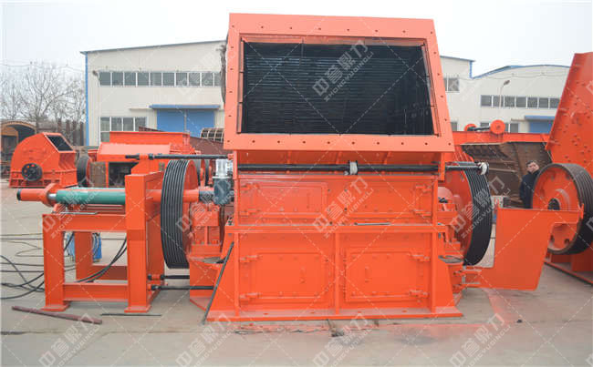 石頭子粉碎機(jī)