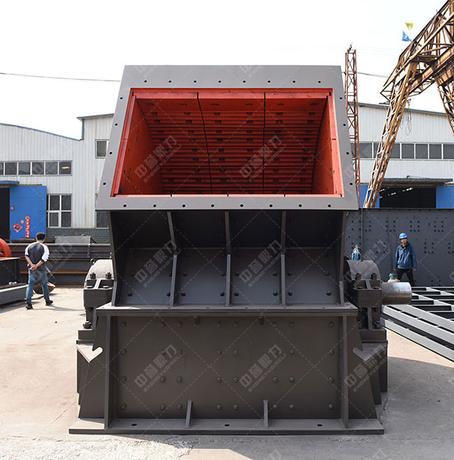 時產1000噸的重錘破碎機