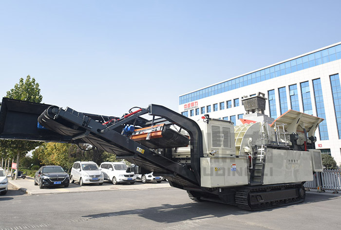 履帶式移動(dòng)破碎站