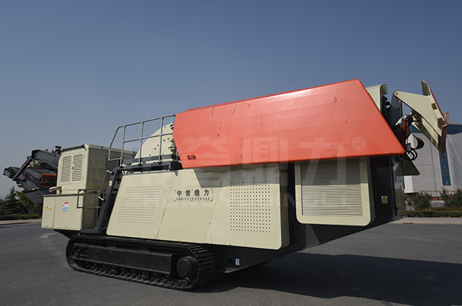 履帶移動(dòng)破碎站時(shí)產(chǎn)200噸的有哪些類型? 履帶移動(dòng)破碎站時(shí)產(chǎn)200噸的有哪些類型?